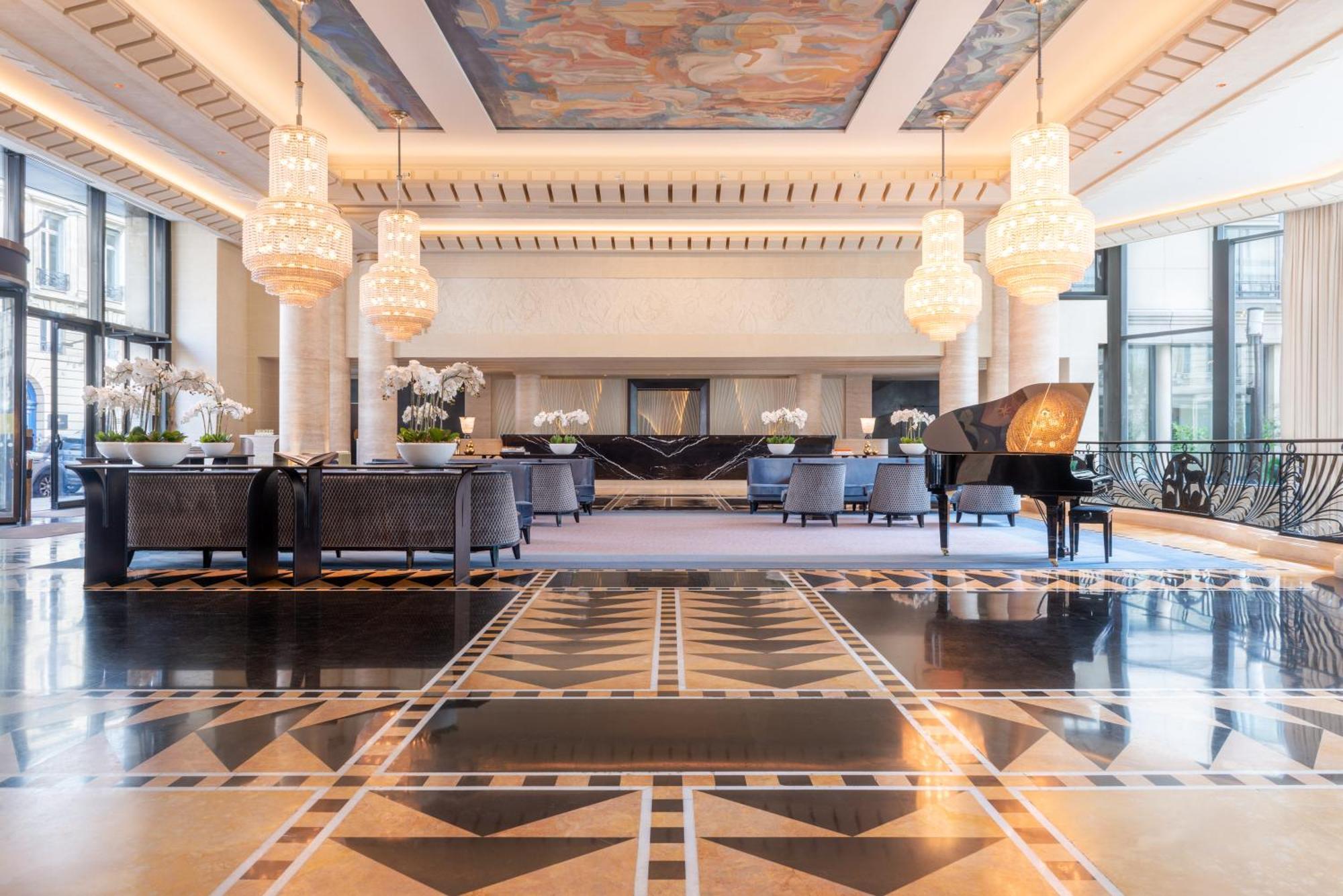 โฮเทล ดู กอลเลคชั่นเนอ อาร์ก เดอ ทริยมฟ์ Hotel ปารีส ภายนอก รูปภาพ Lobby