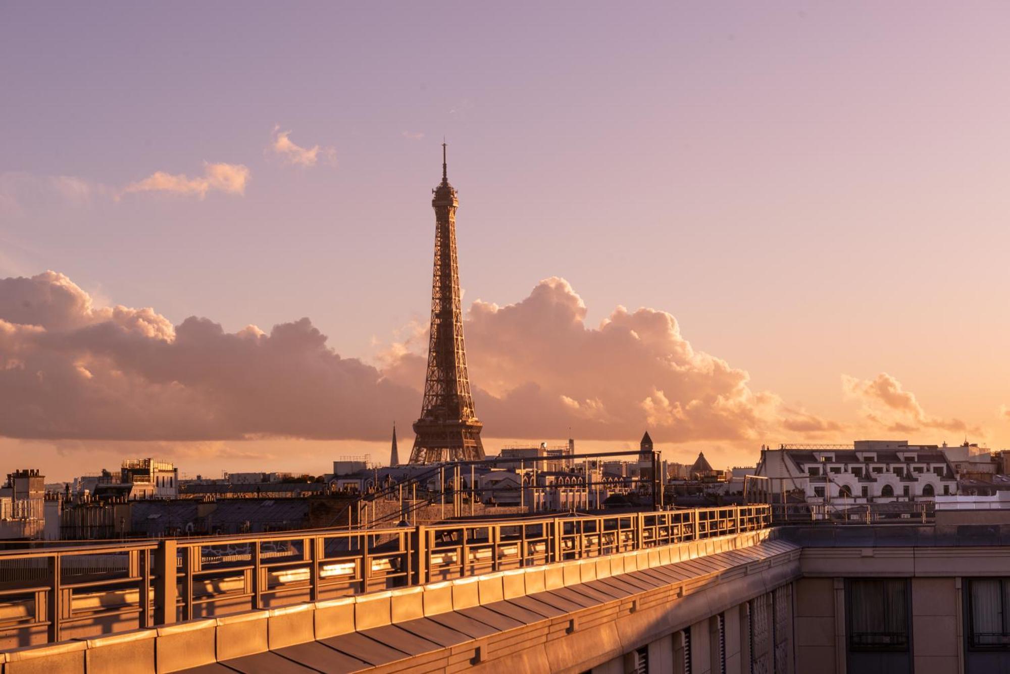 โฮเทล ดู กอลเลคชั่นเนอ อาร์ก เดอ ทริยมฟ์ Hotel ปารีส ภายนอก รูปภาพ Paris